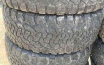 275/55R20 BFG