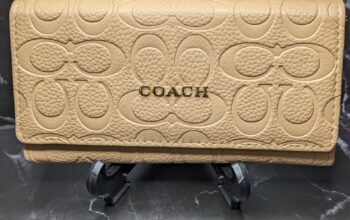 Peach Coach Wallet