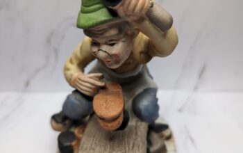 Cobbler Shoe Maker Figurine