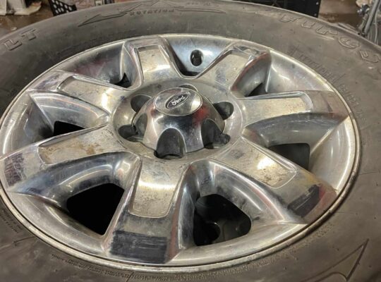 Used Set of 275/70r18 Firestone snow tires on