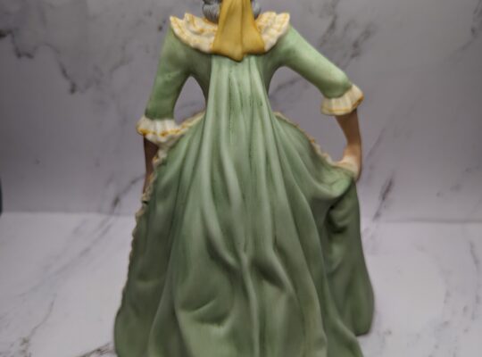Franklin Mint Marie Antoinette Figurine 1982