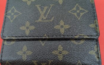 Brown Louis Vuitton Wallet