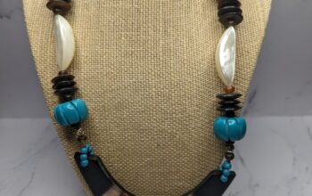 Costume Jewelry Necklace