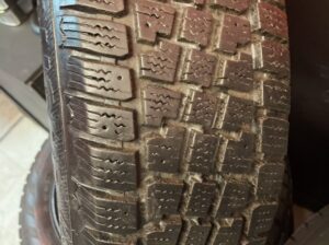 195/65r15 avalanche snow tires on Honda rims