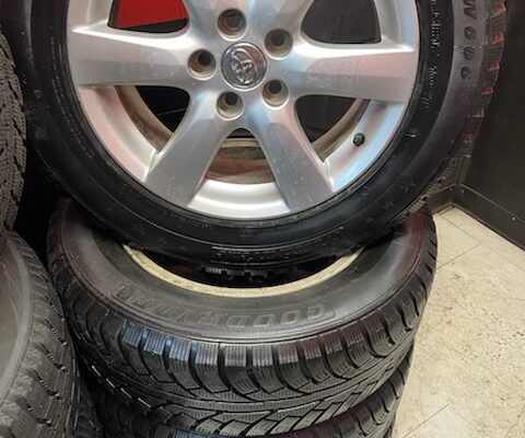 225/65r17 good ride snow tires on Toyota rav4