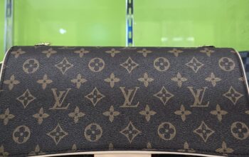 Louis Vuitton Purse